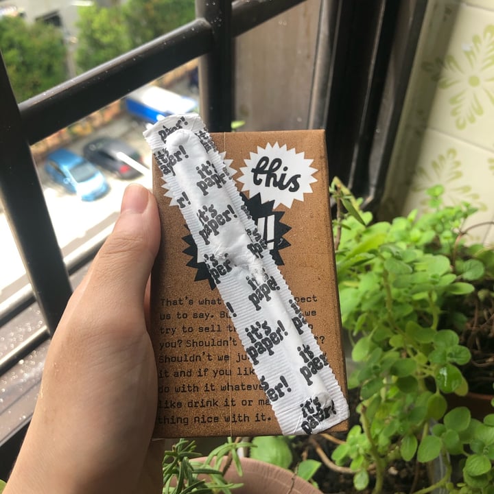 photo of Oatly Chocolate Oat Drink shared by @tse29 on  20 Apr 2022 - review