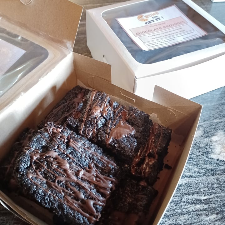 review photo of Asher's Corner Cafe @ Ashers Farm Sanctuary Crumb & Get It! Chocolate Brownies shared by @johanjvdw on 20 Jul 2021 - review
