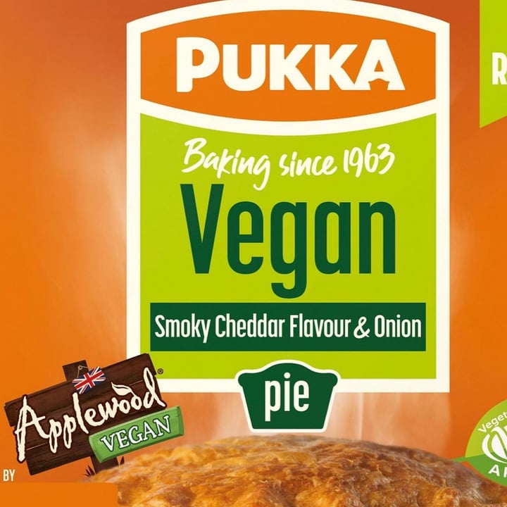 photo of Pukka Pies Smoky Cheddar Flavour & Onion Pie shared by @katmarievegan on  27 Sep 2022 - review