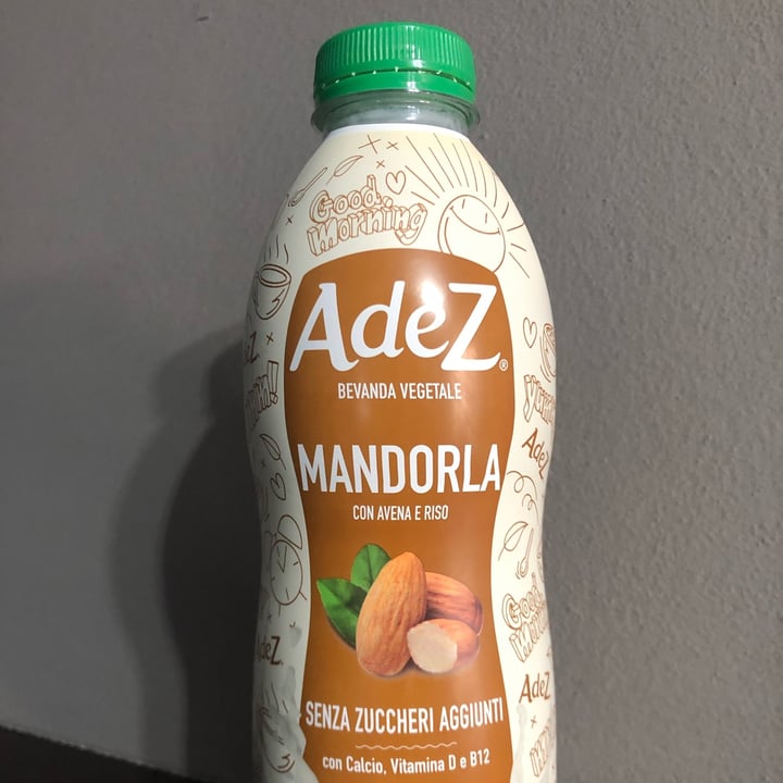 photo of AdeZ Latte di mandorla con Avena e Riso shared by @mutande3 on  31 Dec 2021 - review