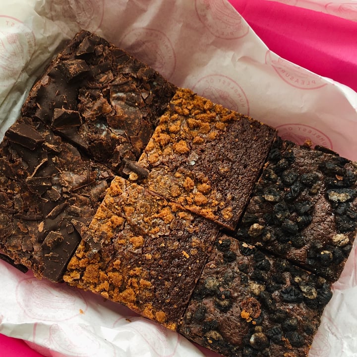 photo of Humblest Of Pleasures Brownie Box shared by @katelouisepowell on  25 Jul 2020 - review