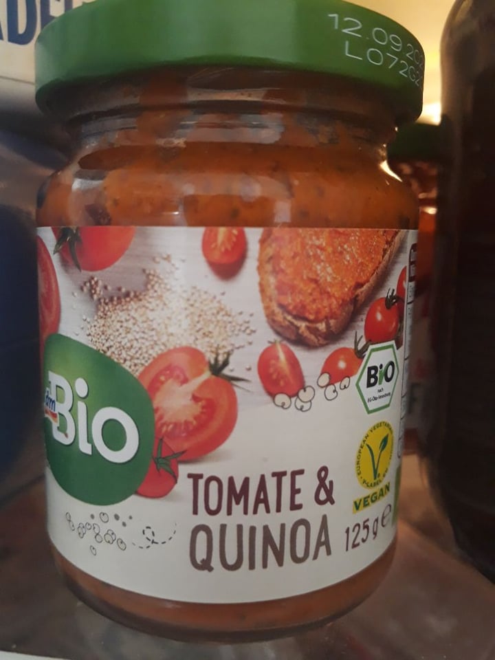 photo of dmBio Tomate & quinoa aufstrich shared by @elisa9900 on  08 Apr 2020 - review
