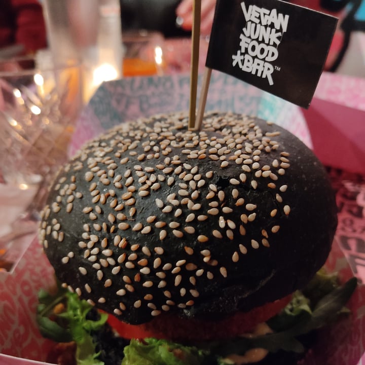 photo of Vegan Junk Food Bar Mc kroquet shared by @aciredefdumbr on  10 Apr 2022 - review