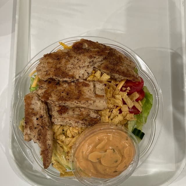 Foto del piatto “Southwest Chick’n Salad”