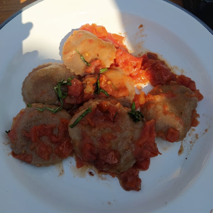 review photo of Le Ble Leloir Sorrentinos veganos shared by @navrronicole on 01 Aug 2021 - review