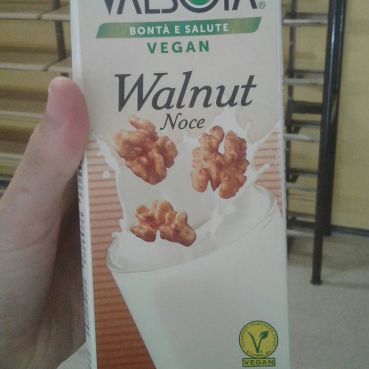 photo of Valsoia Walnut drink shared by @neuronasboreales on  01 Mar 2021 - review