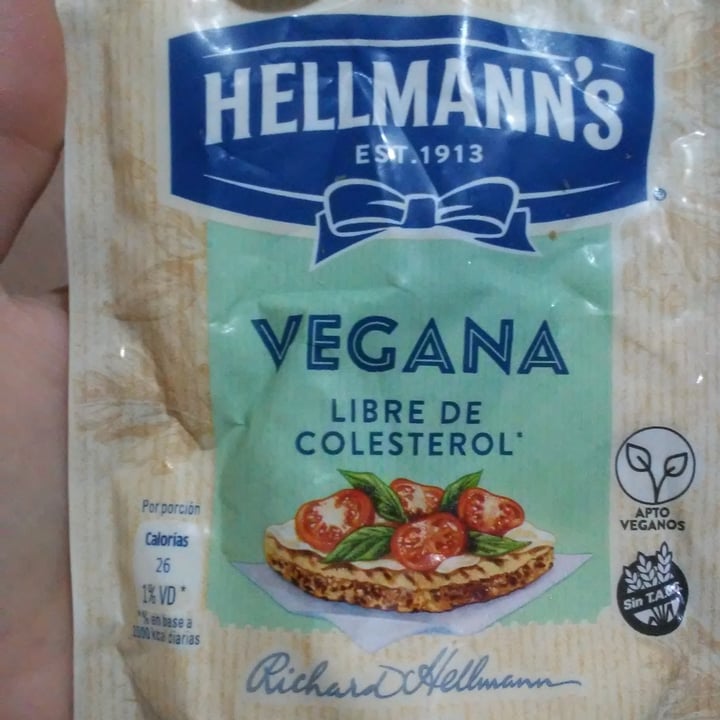 photo of Hellmann’s Hellman’s Vegan Mayonnaise shared by @oriana22 on  06 May 2020 - review