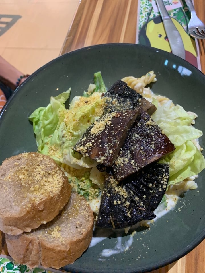 photo of Vegan Planet Pasta Alfredo shared by @leslygal on  16 Jan 2020 - review