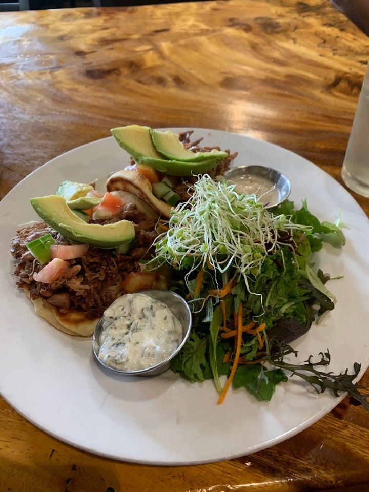 photo of The Beet Box Cafe Jackfruit Gyros shared by @adv3nturelust on  14 Mar 2020 - review