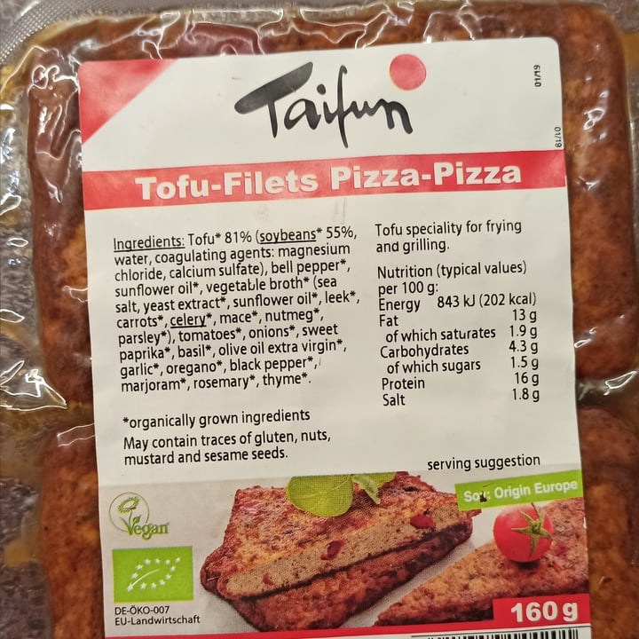 photo of Taifun Tofu pizza shared by @annamiou on  12 Dec 2022 - review