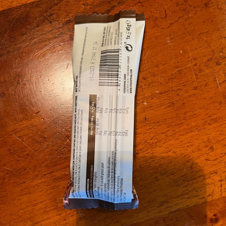 photo of Foodspring Vegan Protein Bar Extra Layered shared by @francescarosa on  12 Oct 2022 - review