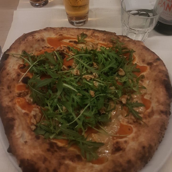 photo of Ristorante Pizzeria Byron Pizza Vegan "Nolecito" shared by @elena-d on  20 Apr 2022 - review
