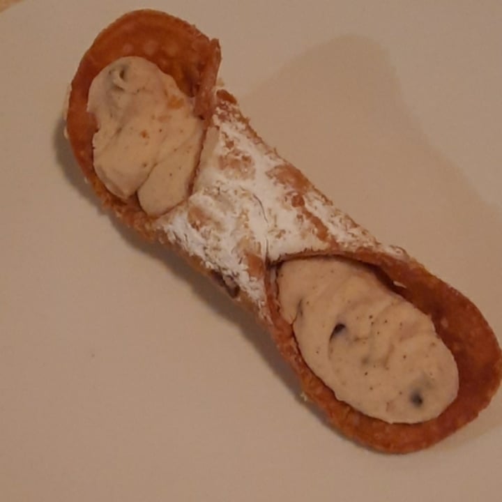 review photo of Sweet Beets Cannoli shared by @lyy on 19 Feb 2021 - review