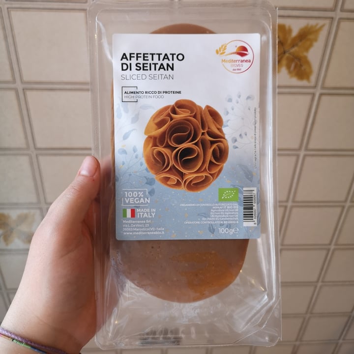 photo of Mediterranea BioVeg Affettato di Seitan shared by @aleveg15 on  16 Jun 2022 - review