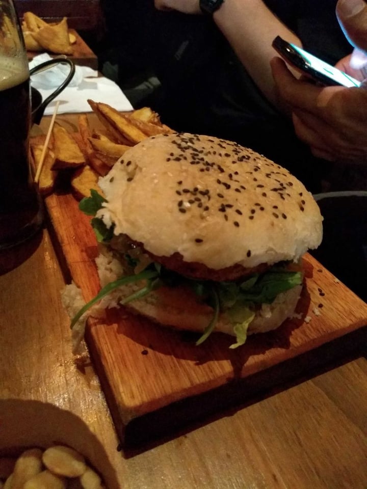 photo of Skal Hamburguesa Vegana shared by @arianarodriguez on  10 Feb 2020 - review