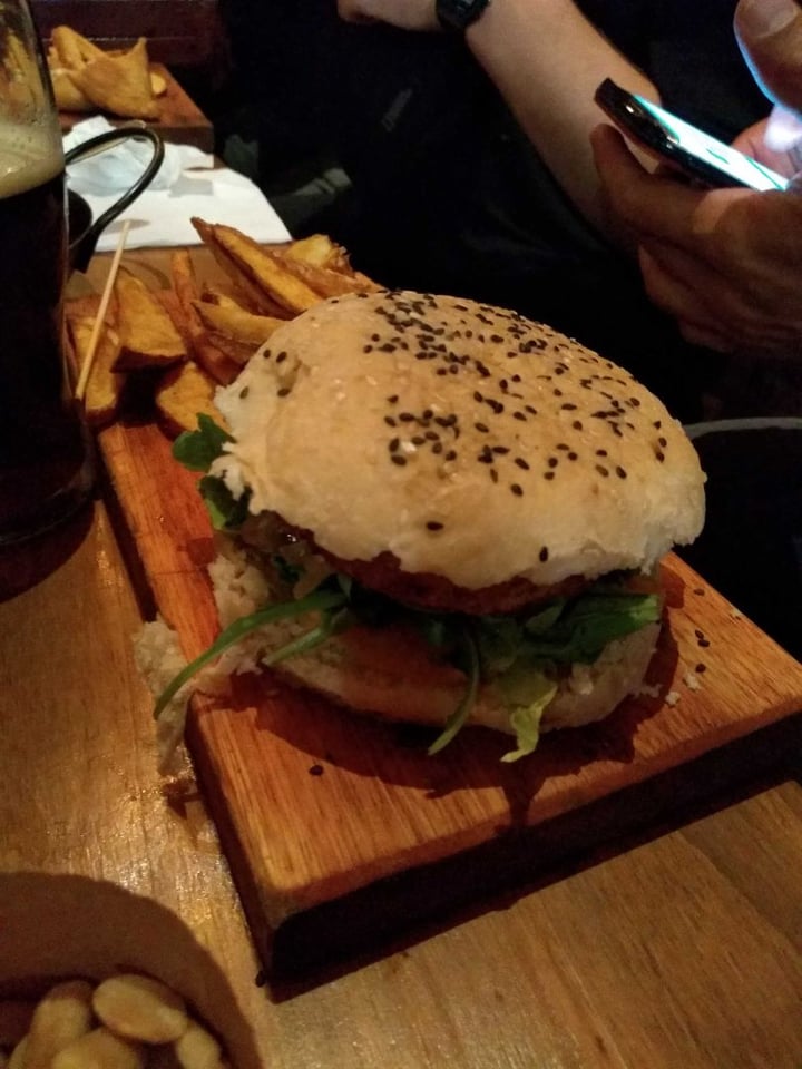 review photo of Skal Hamburguesa Vegana shared by @arianarodriguez on 10 Feb 2020 - review