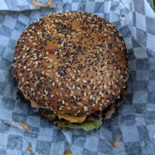 Photo of the dish “Jalapeno Chedda Burger”
