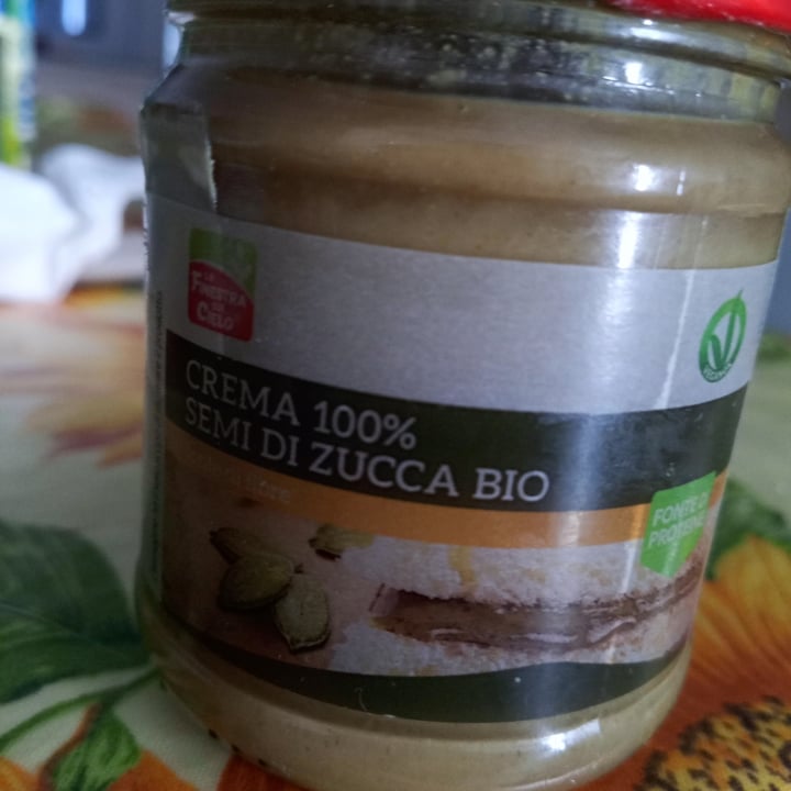 photo of La Finestra Sul Cielo Crema 100% semi di zucca shared by @4luglio1955 on  28 Nov 2021 - review