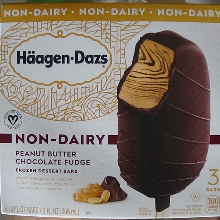 photo of Häagen-Dazs Peanut Butter Chocolate Fudge Bars shared by @feelideal on  22 Jan 2021 - review