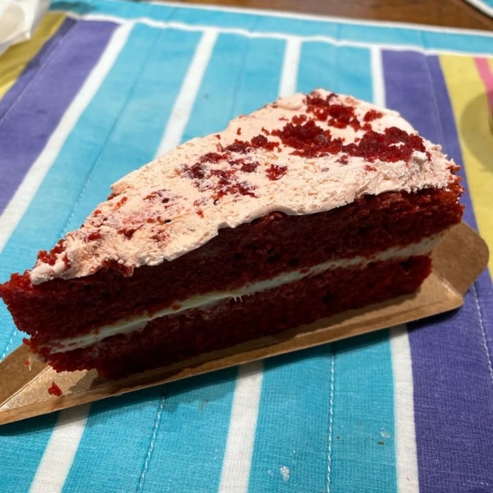 photo of Sabores da Nega Bolo de redvelved shared by @bubliethemeg on  30 Jan 2022 - review