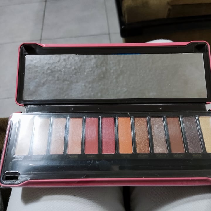 photo of BYS sombras shared by @karlavhe on  07 Jun 2022 - review