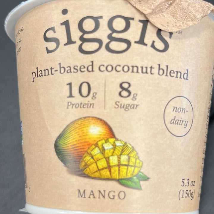 photo of siggi’s Siggi’s Plant Based Yogurt shared by @tatixjones on  27 Apr 2022 - review
