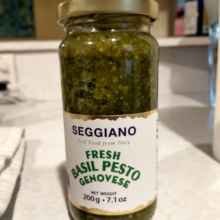 photo of Seggiano Fresh Basil Pesto Genovese shared by @ronnievegan1980 on  17 Mar 2022 - review