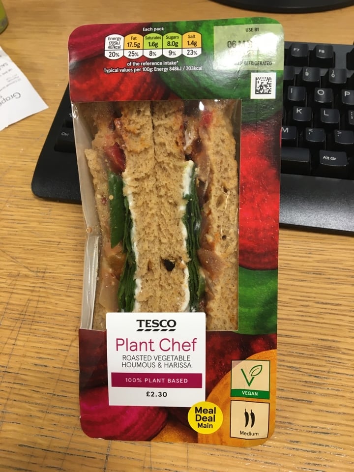 photo of Tesco Roasted Vegetable, Houmous & Harissa Sandwich shared by @natasha1998 on  08 Mar 2020 - review