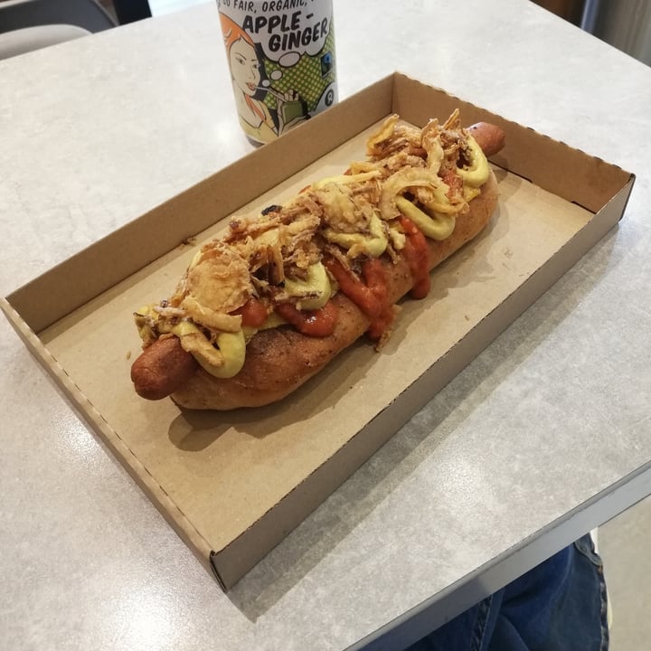 photo of Veganlove street food Onion Dog shared by @sakura87sam on  11 Mar 2022 - review