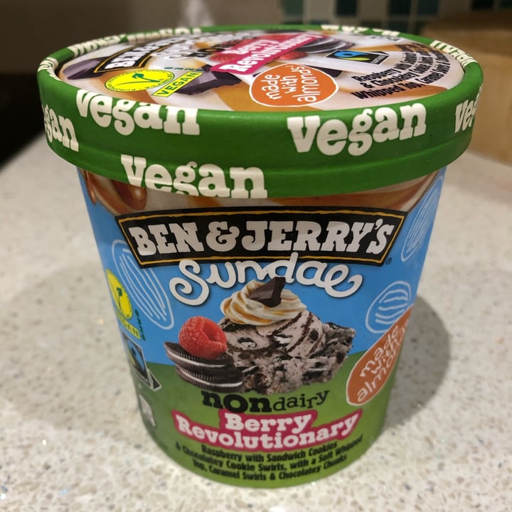 review photo of Ben & Jerry's Berry Revolutionary (Sundae) shared by @veganslh on 12 Mar 2022 - review