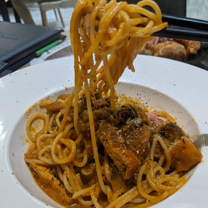 photo of Flavours by Saute Laksa Lion Mane Spaghetti shared by @shawneofthedead on  02 Dec 2020 - review