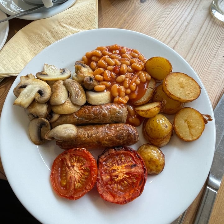 photo of The Commercial Vegan Breakfast shared by @katmarievegan on  17 Jul 2022 - review