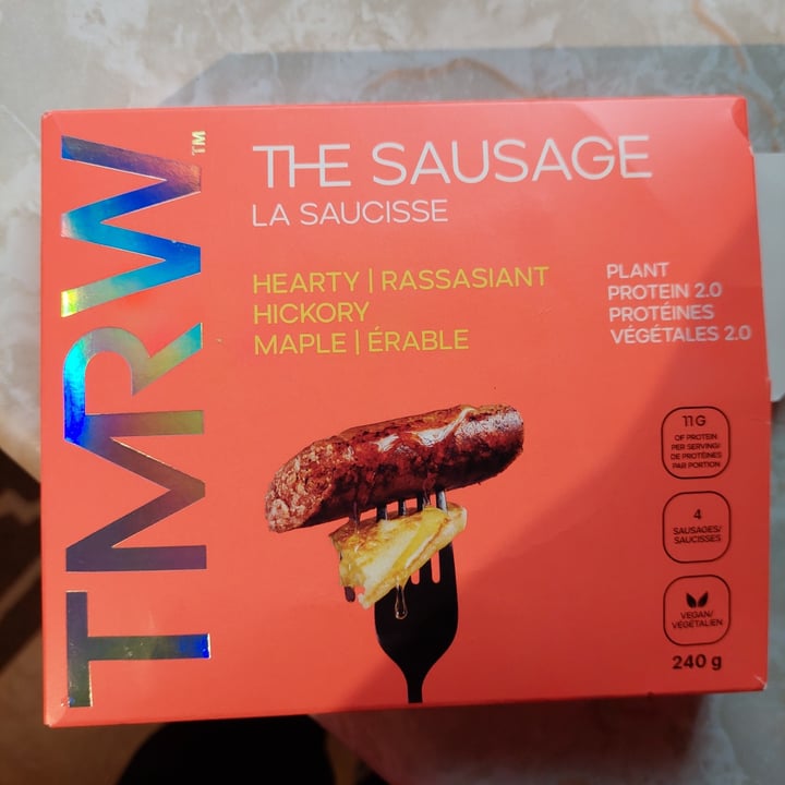 review photo of TMRW Foods hearty hickory maple sausages shared by @siennasaskie on 08 May 2022 - review