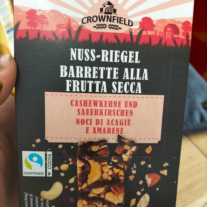 photo of Crownfield barrette alla frutta secca shared by @mariella9 on  29 Apr 2022 - review