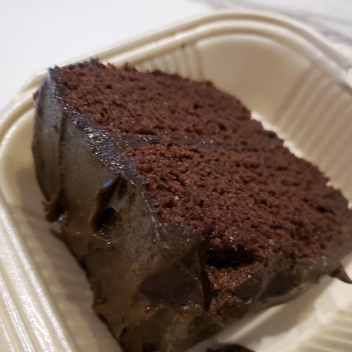 review photo of Ixteriolo's Pastel de Chocolate shared by @erybarrera on 01 Aug 2020 - review