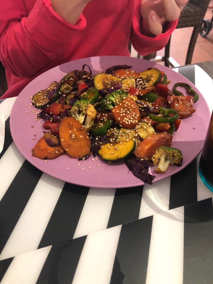 review photo of El Enano Verde Wok de Verduras shared by @nurahi on 09 Feb 2020 - review
