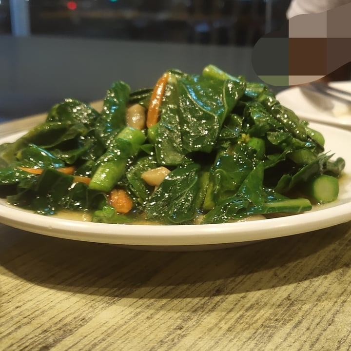 photo of R&J Cosy Corner (Zi Zai Vegetarian) Stir Fry Seaweed Kai Lan shared by @amazinganne on  08 Sep 2020 - review