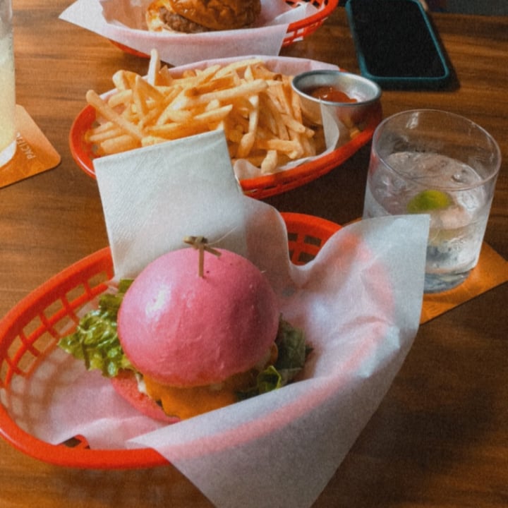 photo of Big Dill Pink burger shared by @heppisweetpotato on  03 Dec 2020 - review