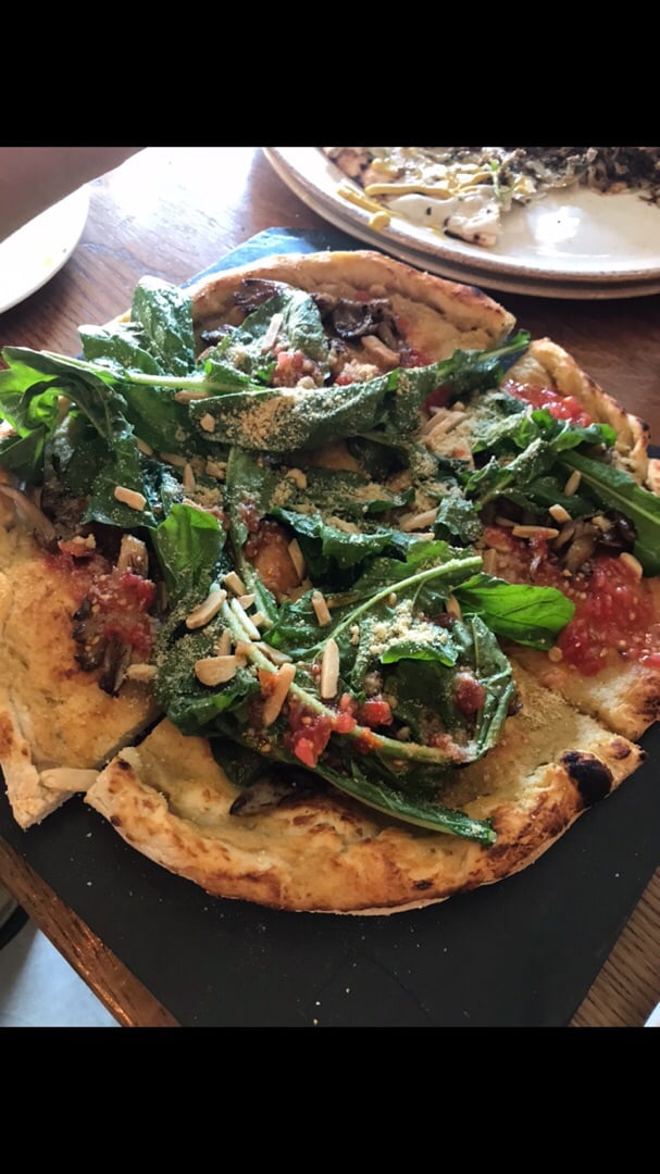 photo of 416 (Four One Six) Pizza shared by @mayagold on  16 Jan 2020 - review