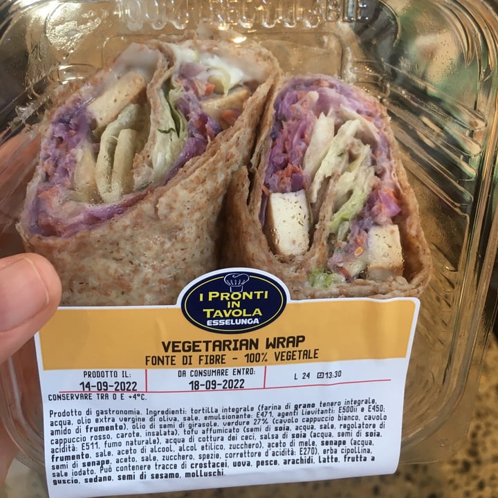 photo of  Esselunga Vegetarian wraps shared by @italianveggie on  15 Sep 2022 - review