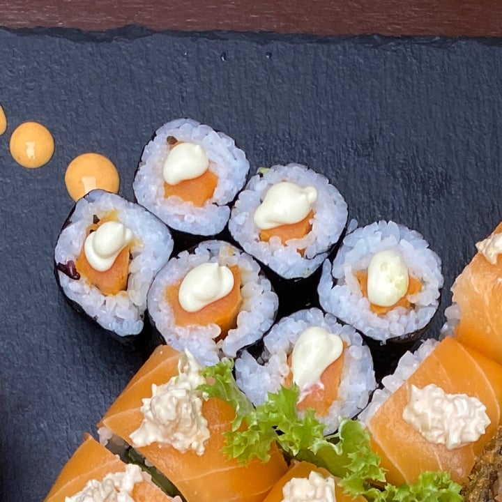 photo of Niiko - Sushi x Vegan Salmon Maki shared by @kind-cakes-leipzig on  04 Oct 2021 - review