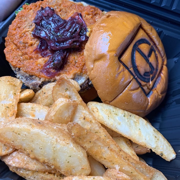 review photo of The Green Jacket Resturant Vegan Burger shared by @kayyyyysh on 30 Jun 2021 - review