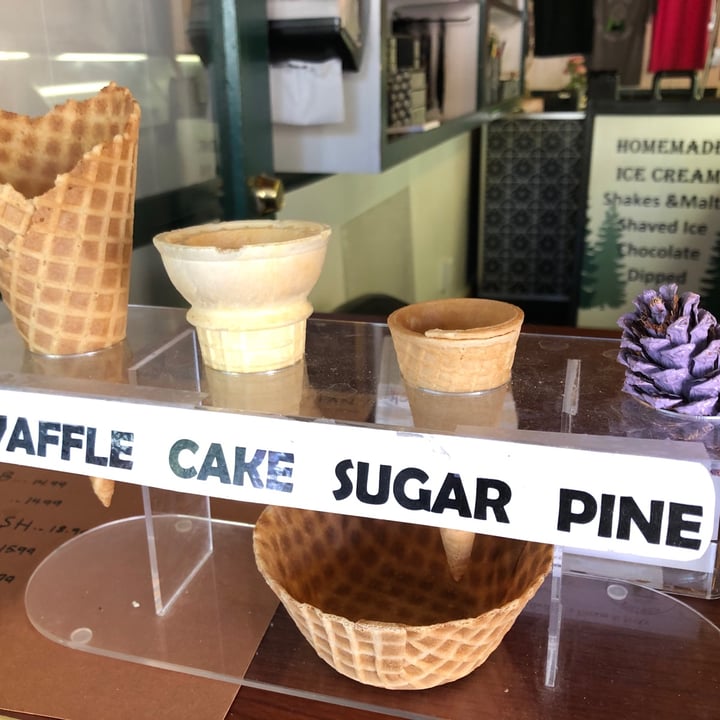 photo of Idyllwild Ice Cream & Jerky Caramel Peanut Dairy Free Nice Cream shared by @vfree on  21 May 2020 - review