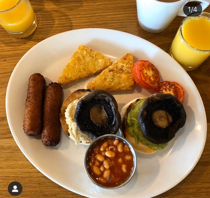 photo of Harvester Alwalton Vegan Breakfast shared by @georgiamcp on  29 Dec 2019 - review