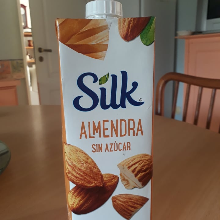 photo of Silk Almendra sin azúcar sin endulzar alto en proteína shared by @maiamichelis on  12 Apr 2022 - review