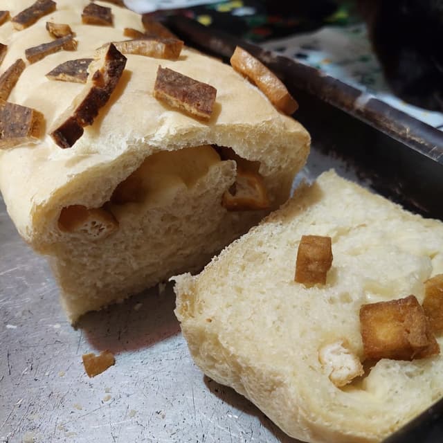 Photo of the dish “Pão De Torresmo”