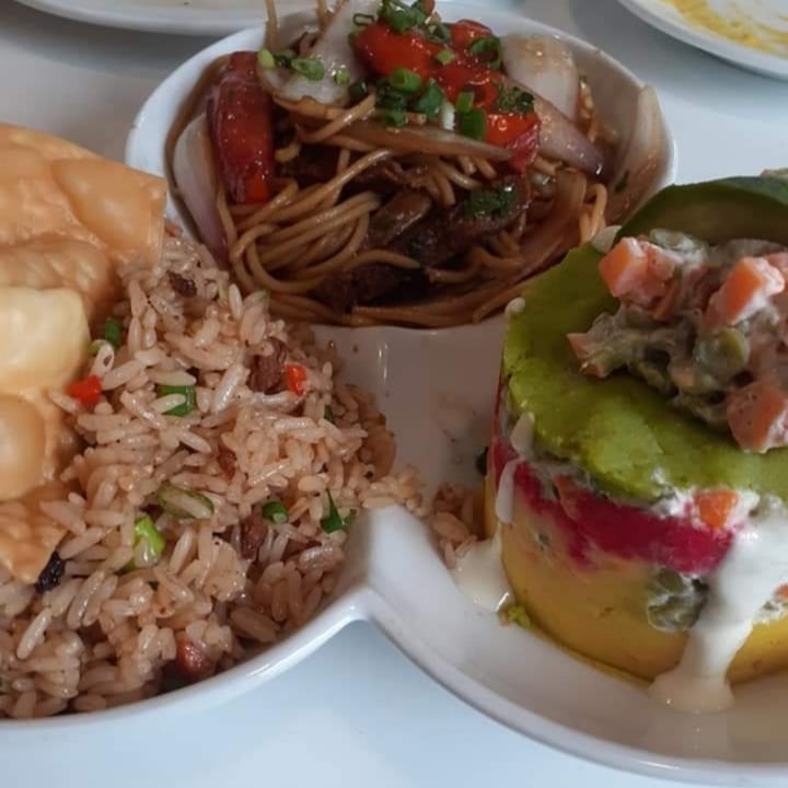 photo of Loving Hut - Golden Food Trio Criollo shared by @juancitovegan on  23 Jul 2021 - review