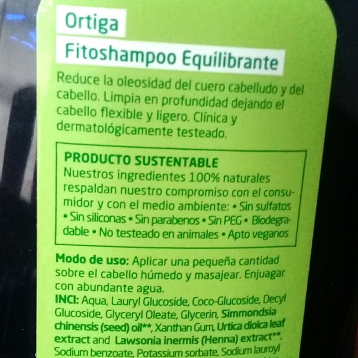 review photo of Weleda shampoo de ortiga shared by @martbass on 04 May 2020 - review