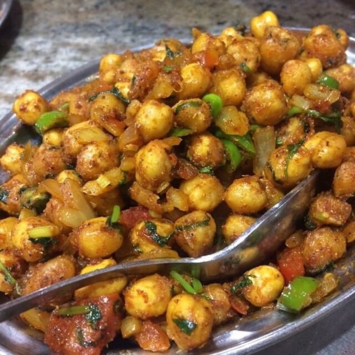 photo of Punjabi Restaurant Pindi chole, masala papad  & naan shared by @dharinilife on  29 Dec 2021 - review