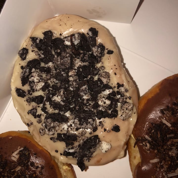 photo of Beechwood Doughnuts Nanaimo Bar shared by @janscaz on  24 Dec 2021 - review